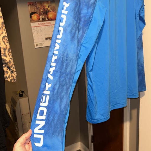 Men’s Under Armour long sleeve - Picture 7 of 7